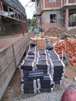 chuẩn bị ngói lợp mái
