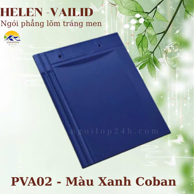 Ngói Phẳng Lõm Tráng Men Cao Cấp HELEN VALID PVA.02 – Màu Xanh Coban Thời Thượng Giới thiệu sản phẩm Ngói phẳng lõm tráng men PVA02 là dòng sản phẩm cao cấp thuộc bộ sưu tập ngói VALID của thương hiệu HELEN. Với thiết kế phẳng lõm hiện đại cùng gam màu xanh côban mạnh mẽ, sản phẩm mang lại nét cá tính độc đáo cho mọi công trình kiến trúc – từ biệt thự cao cấp đến nhà mái Nhật trẻ trung. Ngói phẳng lõm tráng men PVA02 không chỉ đẹp về mặt thẩm mỹ mà còn nổi bật về độ bền, khả năng chống thấm, chống nóng, cách âm và giữ màu lên tới 30 năm nhờ công nghệ tráng men gốm sứ hiện đại bậc nhất.