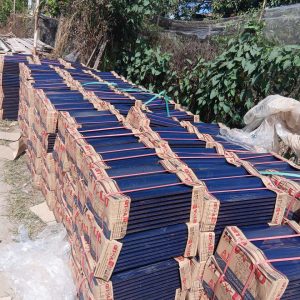 Xuất nhập kho ngói tráng men tại kho NPP Ngói Lợp Ánh Dương đầu năm 2026