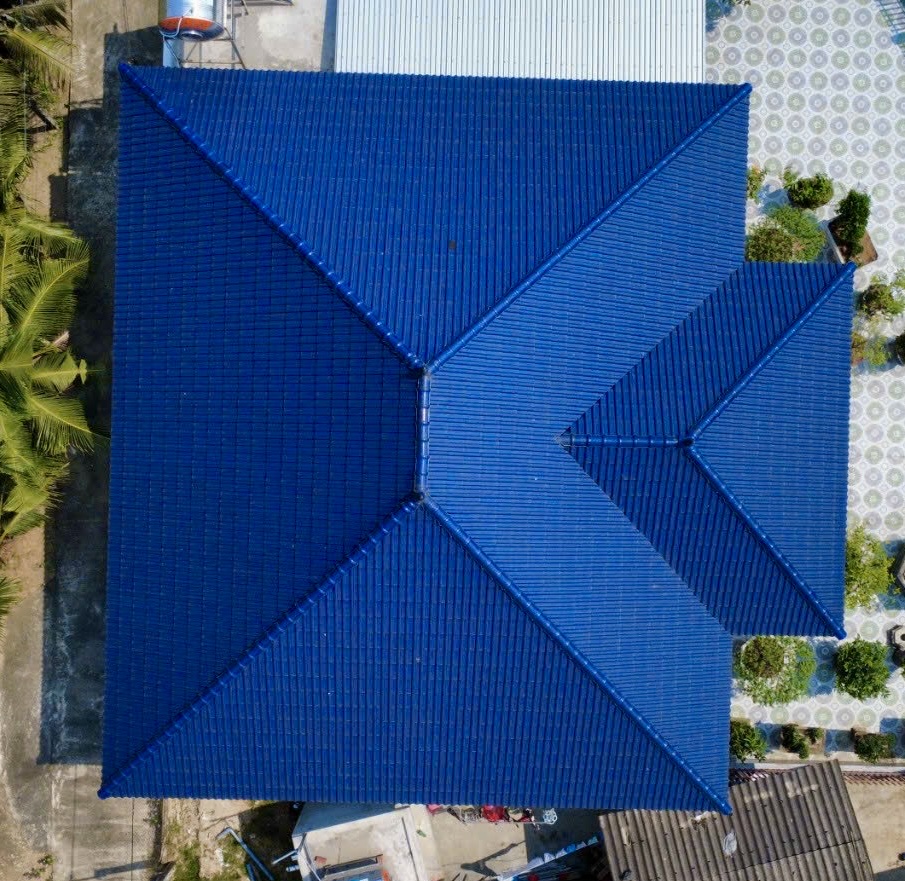 Ngói Tráng Men Cao Cấp FANSI FS02 Màu Xanh Coban – Lựa Chọn Hoàn Hảo Cho Mái Nhà Sang Trọng